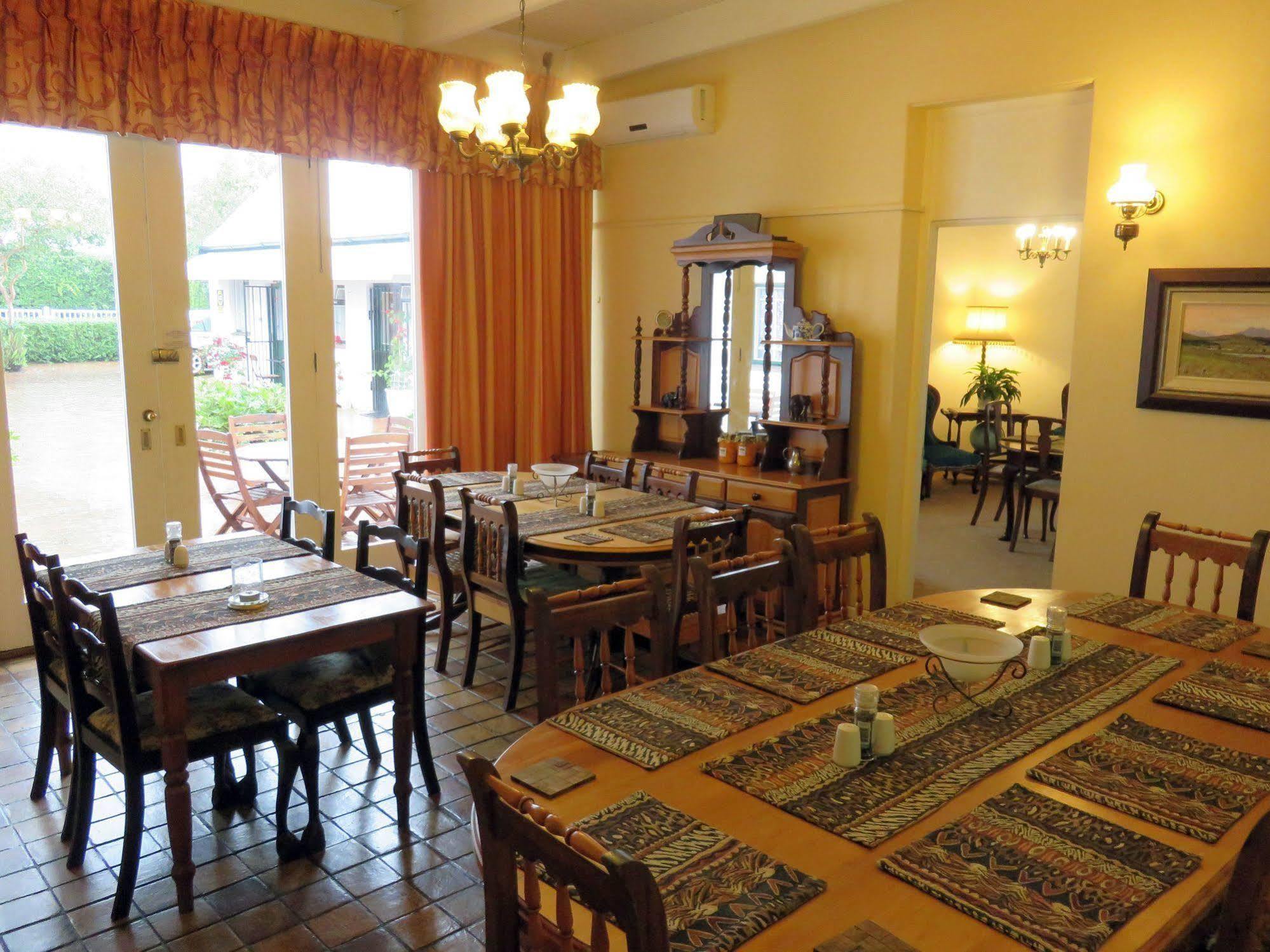 Fynbos Villa Guest House Stellenbosch Bagian luar foto